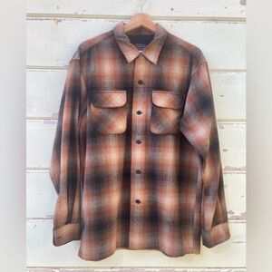 Men’s Pendleton Brown Plaid Wool Board Shirt Button Down size M Medium